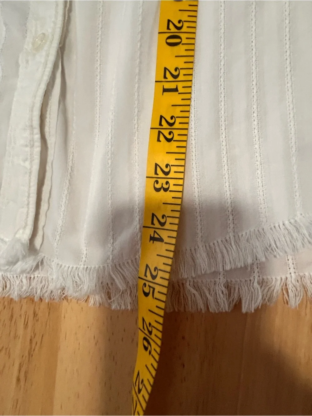 Woolrich Women’s White Button-Front Shirt 100% cotton Raw edged collar/bottomXL - Picture 9 of 12